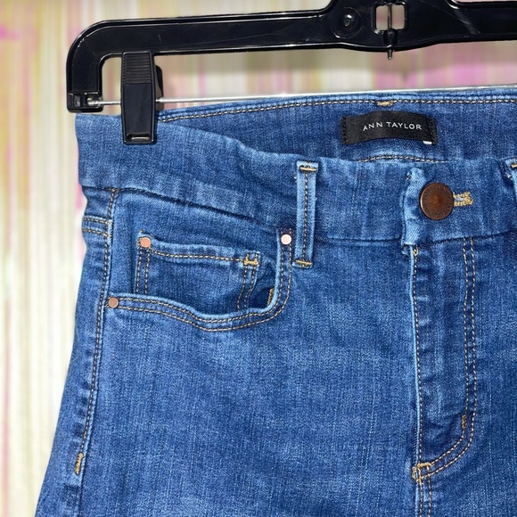 Ann Taylor straight crop Jeans - Picture 4 of 9